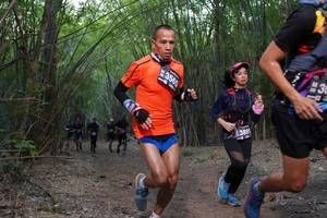 BIB: 3565, 389
                            <button type="button" onclick="openModal(4102143)" class="btn btn-primary btn-sm float-right btn-popup" data-toggle="modal" data-target=".modal-high-quality">
                        <i class="fas fa-shopping-cart"></i> Add to Cart
                    </button>
                                            <button type="button" onclick="isThisMe(4102143, true)" class="btn btn-success btn-sm float-right btn-popup btn-isme hidden" data-toggle="tooltip" data-placement="bottom" title="นี่คือรูปของคุณใช่ไหม คลิกที่นี่เพื่อเอาเข้าอัลบั้ม">
                        <i class="fas fa-plus"></i> Add to album
                    </button>
                    <button type="button" onclick="isThisMe(4102143, false)" class="btn btn-warning btn-sm float-right btn-popup btn-isnotme hidden">
                        <i class="fas fa-ban"></i> Remove from album
                    </button>